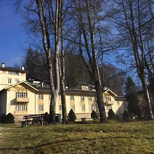 Urlaub Im Turm Der Koniglichen Apartment